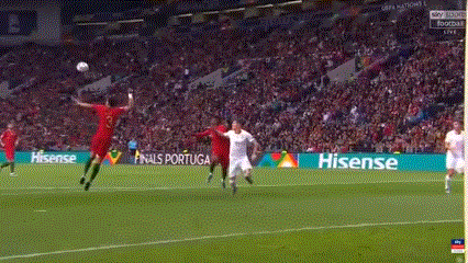 澳亚国际登录-沙奇里主罚点球，助球队赢得胜利