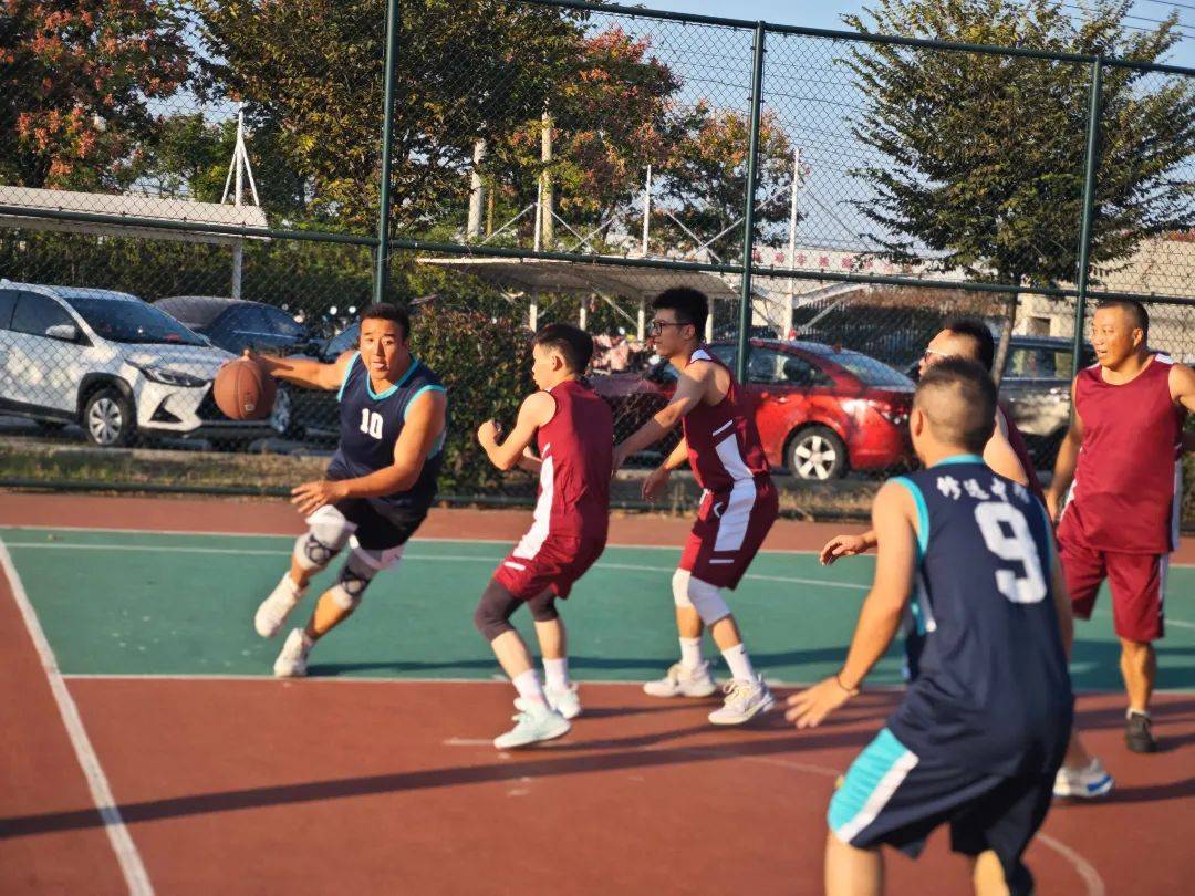 澳亚国际网站-体育盛事：精彩瞬间令人目不暇接的简单介绍