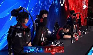 澳亚国际手游下载-柏尔根队实力强大，轻松击败对手