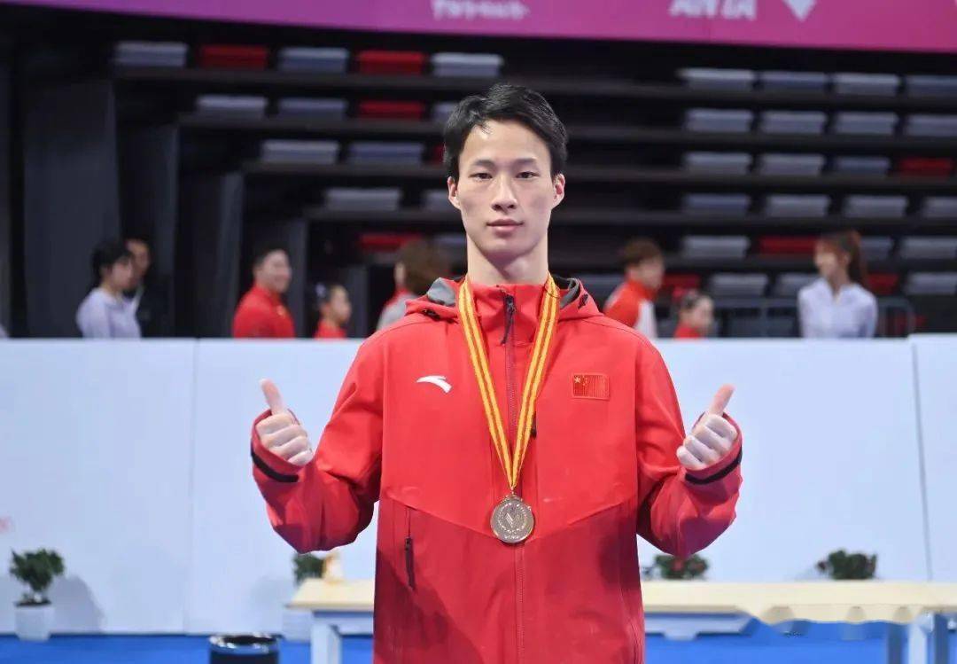 澳亚国际最新版本-体操男子单项决赛，俄罗斯选手斩获金牌