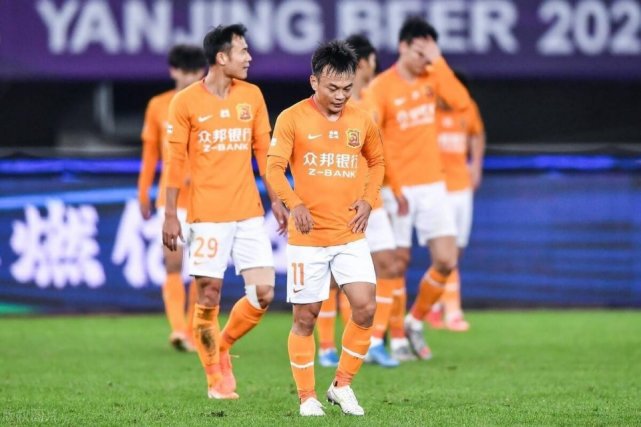 澳亚国际在线登录-足球宿将宣布复出，愿为球队再次贡献自已力量的简单介绍